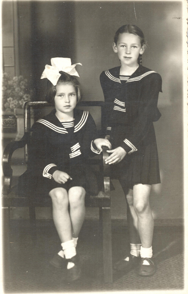 Ania i Gosia Figarskie Rok 1952