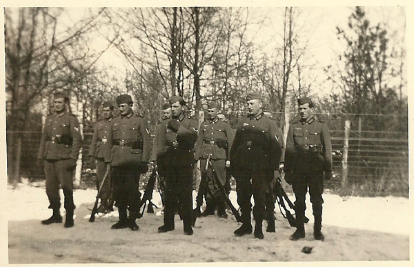 Żołnierze niemieccy w Rembertowie. Marzec 1942